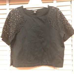 Lace Sleeve Knit Tee